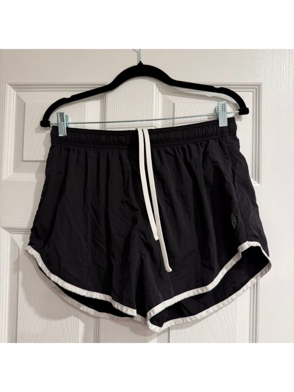 Free People FP Movement Black Workout Running Shorts Size Medium NWT